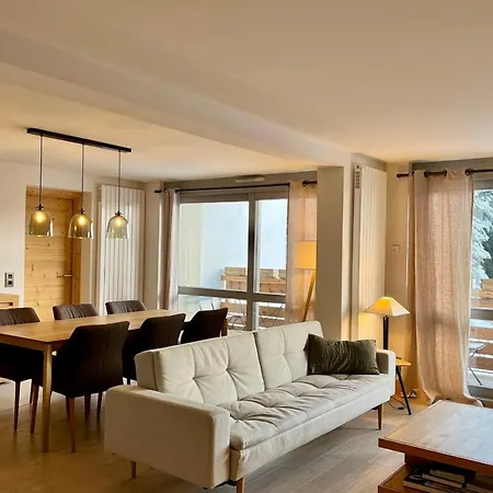 Modern At The Foot Of The Slopes In Apartment