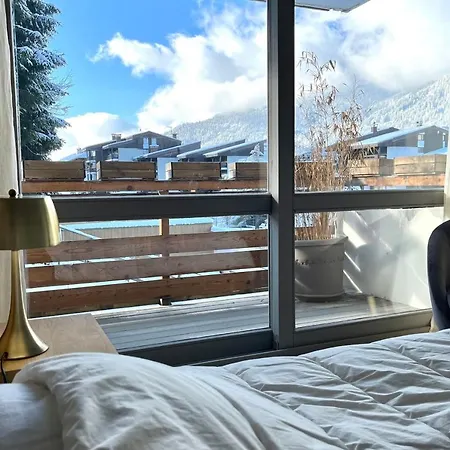 Modern At The Foot Of The Slopes In *